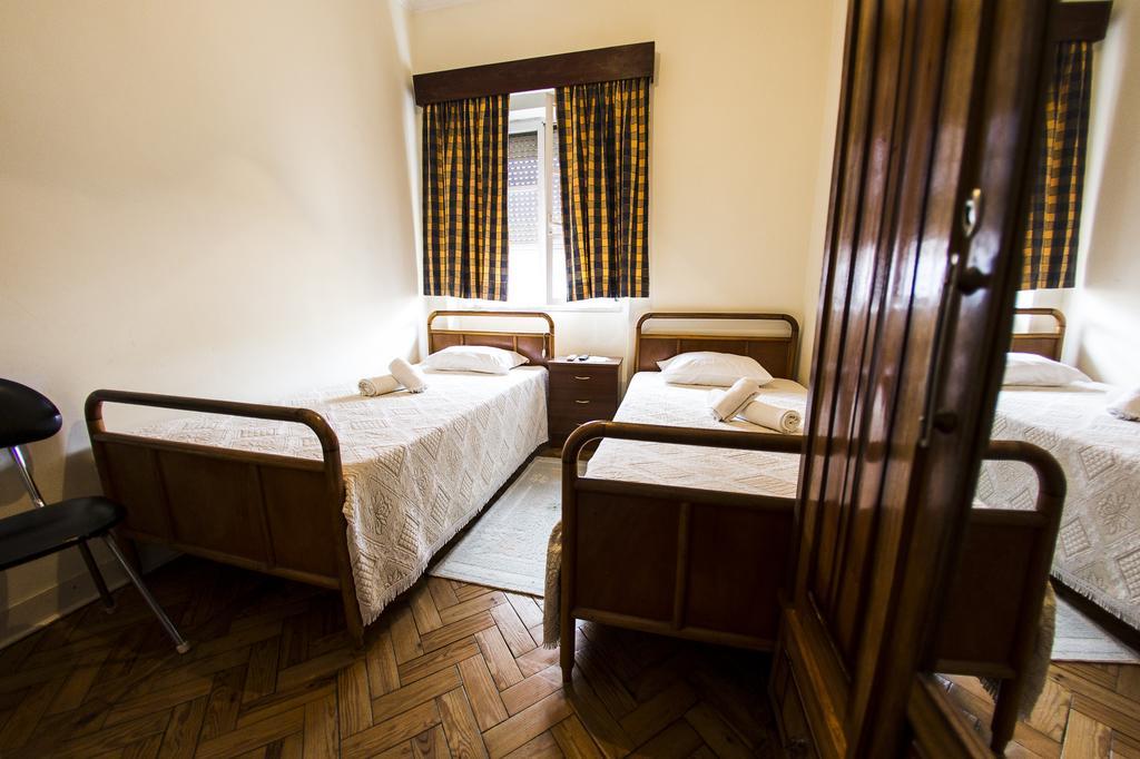 Hôtel Residencial Covas à Santiago do Cacém Extérieur photo